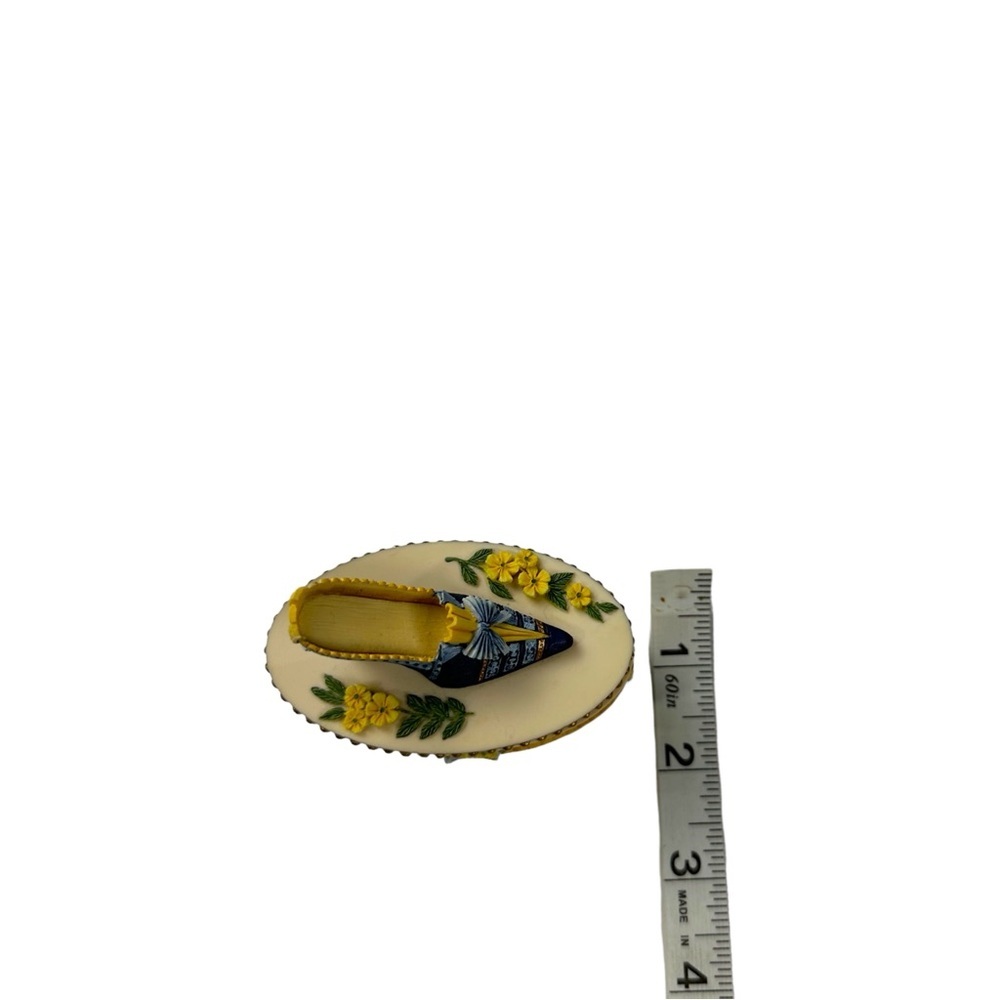 Willow Hall Colette Cream & Blue Victorian Shoe Yellow Flowers Trinket Box 3.5” - Picture 11 of 12